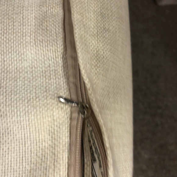 Keep Calm andCarry On pillow - Picture 5 of 5